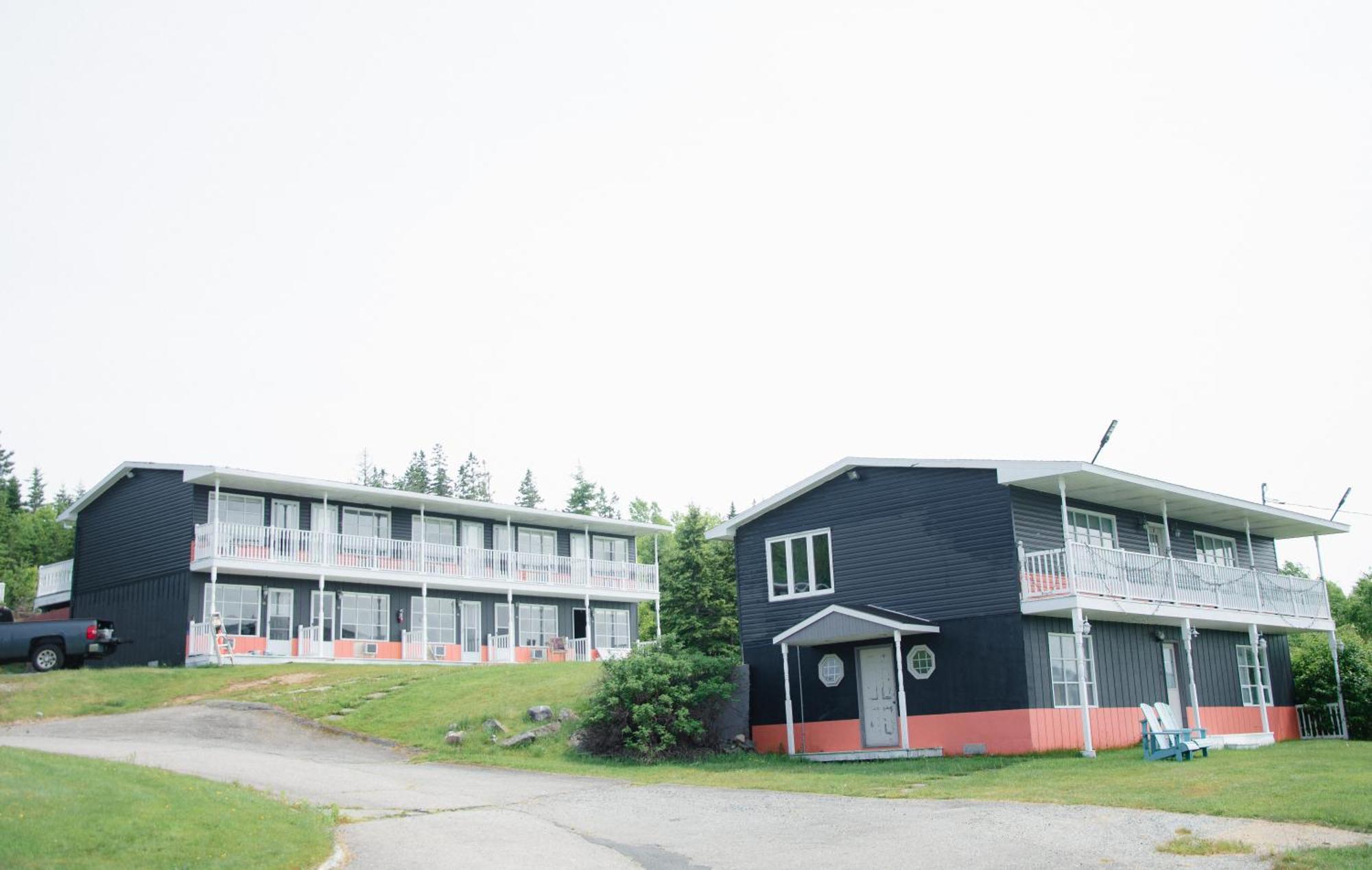 Travels Inn Victoria County Boularderie East Exterior photo